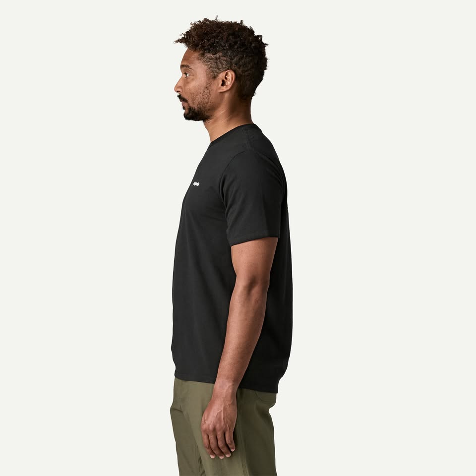 Playera Patagonia Manga Corta Organic P-6 Logo Responsibili-Tee Color: Negro Talla: LARGE Fit
