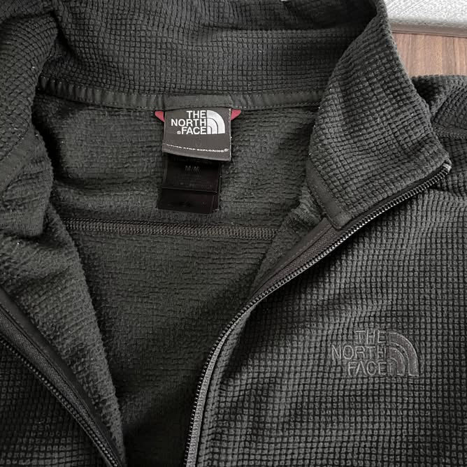 Sudadera The North Face Fleece Jumper Hombre Talla: Medium GRIS OSCURO 1/4 Half Zip Pullover Polar