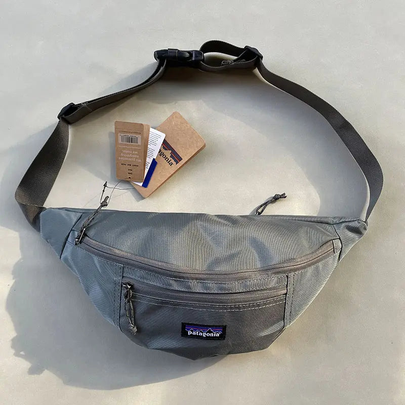Riñonera grande Patagonia Terravia HipPack 4L Unisex en NEGRO y GRIS