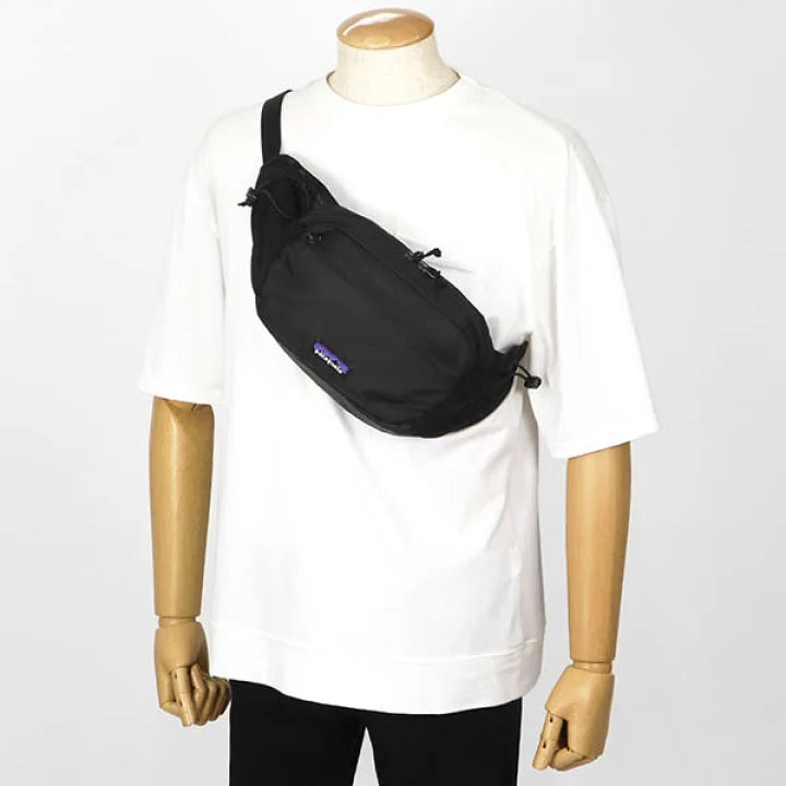 Riñonera grande Patagonia Terravia HipPack 4L Unisex en NEGRO y GRIS